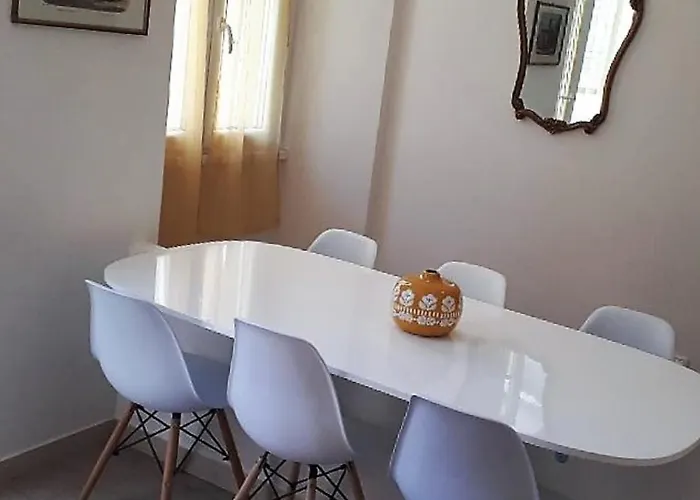 Ostiense Piramide Station Rom