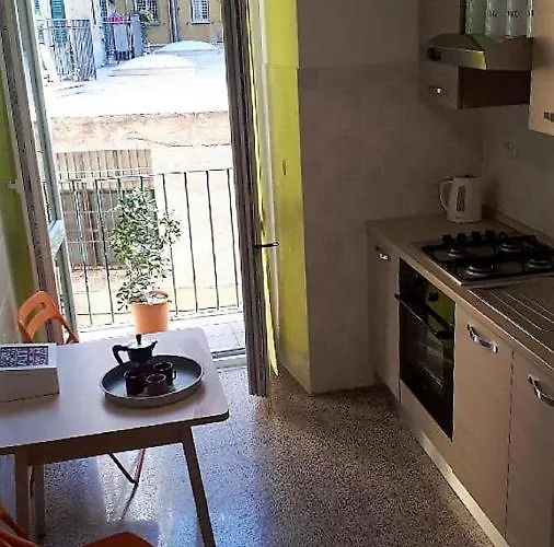 Ostiense Piramide Station